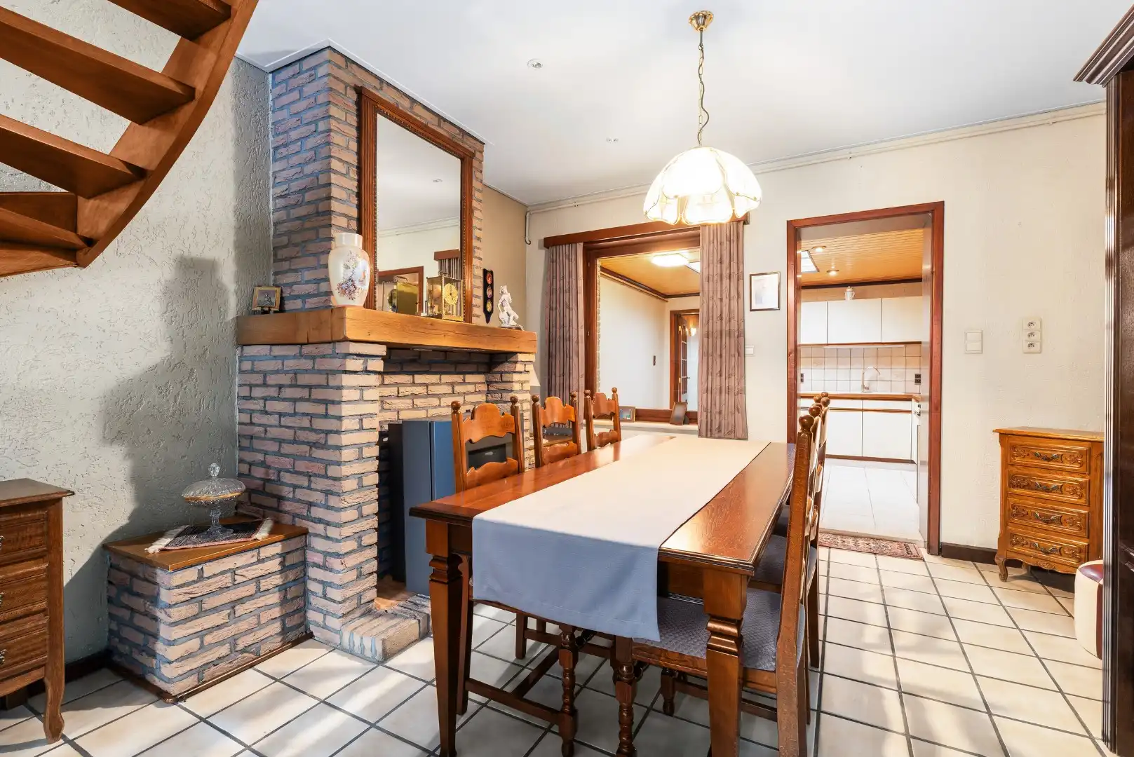 Charmante stadswoning nabij Gent met zonnige tuin! foto 5