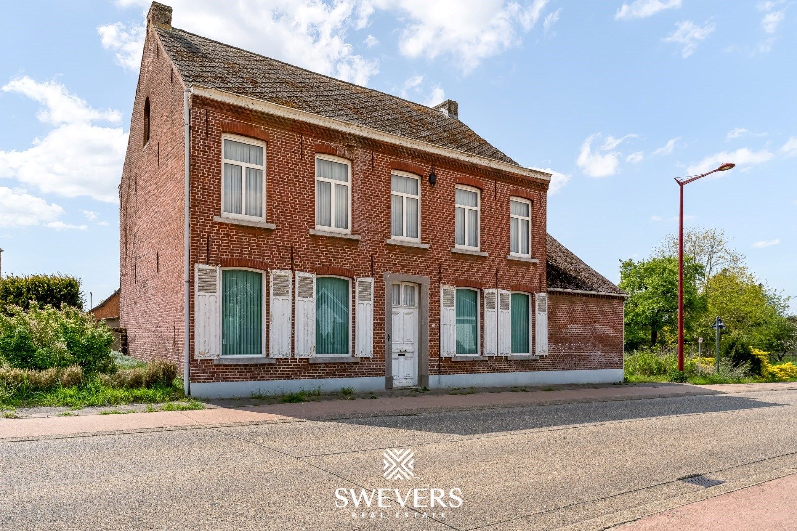 Statige herenwoning van 279 m² met 4 slaapkamers en tuin met boomgaard foto 37