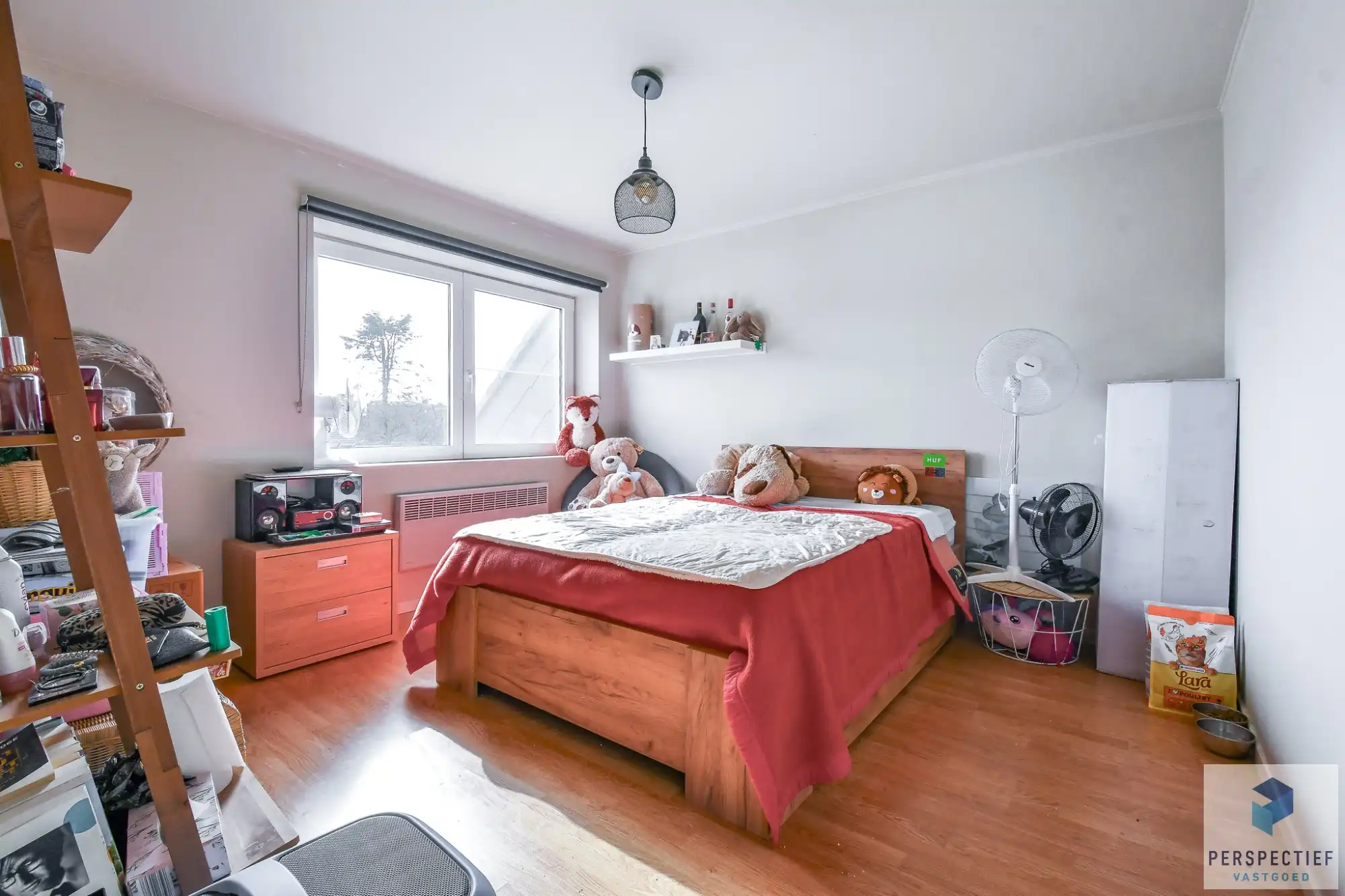 Rustig gelegen ruime halfopen woning met uitweg & bijgebouw/garage foto 21