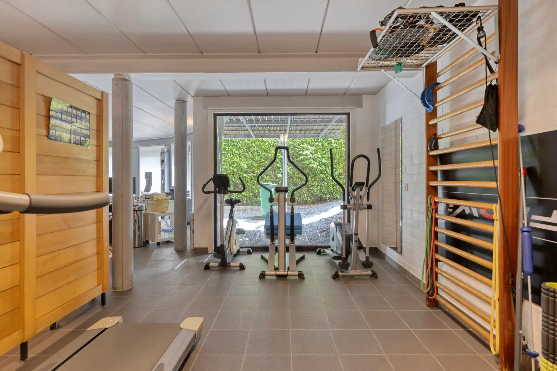 Unieke woning met multifunctionele ruimtes te Moerbeke foto 27
