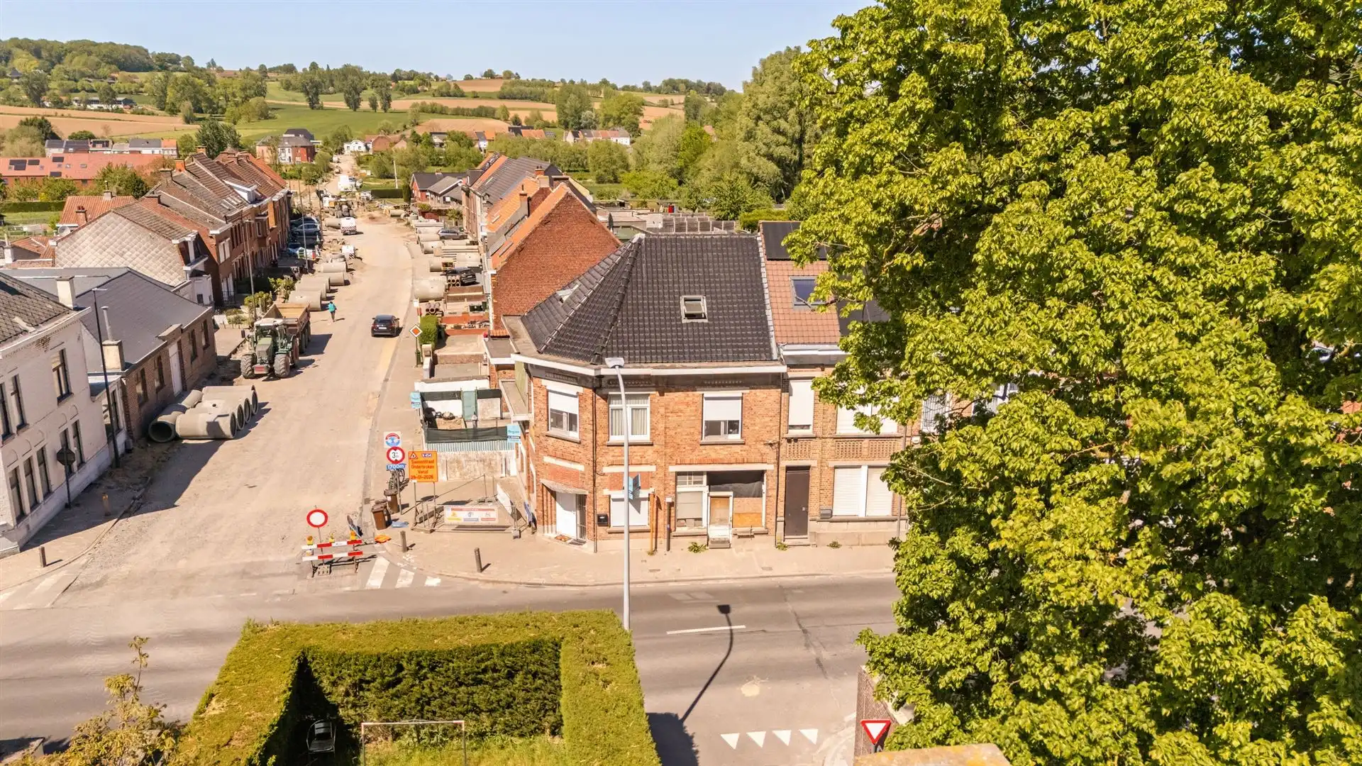 Instapklare woning met 5 slaapkamers en grote garage foto 26