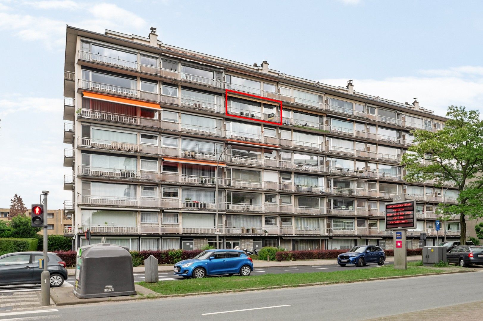 Ruim lichtrijk appartement met 2 slpk, lift en 2 terrassen foto 17