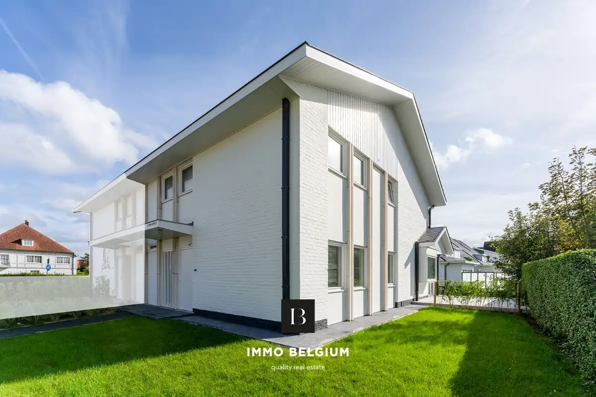 Prachtig gerenoveerde woning nabij het strand foto 23