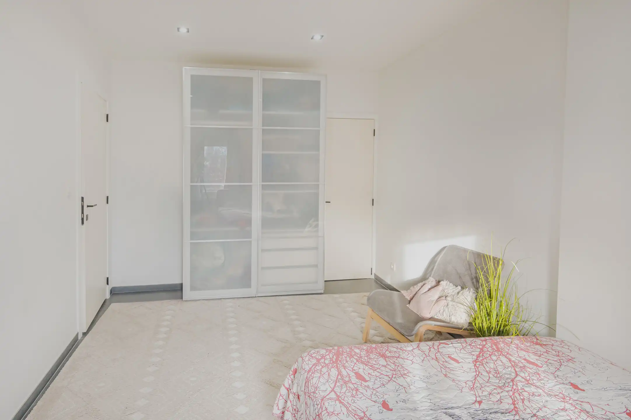 Instapklaar duplex appartement met terras in Willebroek foto 12