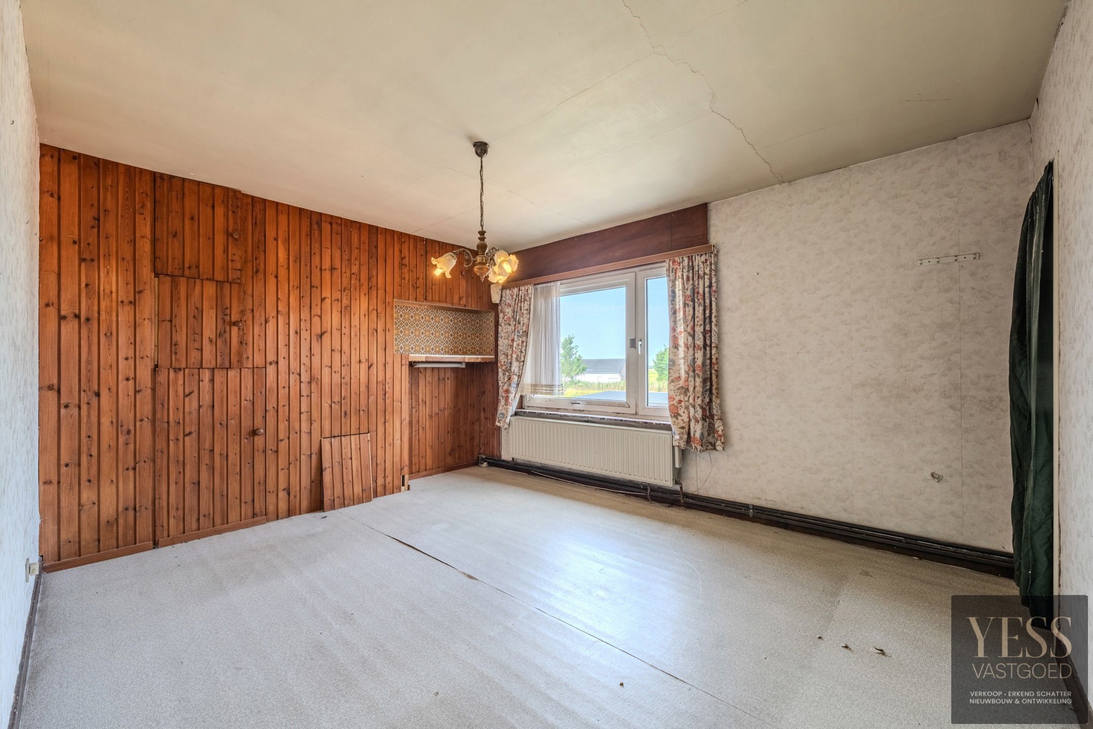 Te renoveren woning met potentieel aan de vaart! foto 12