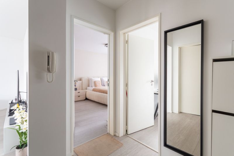 Ruim en lumineus, instapklaar 2 slpk. app. met terras en zicht op het groen+P! foto 12