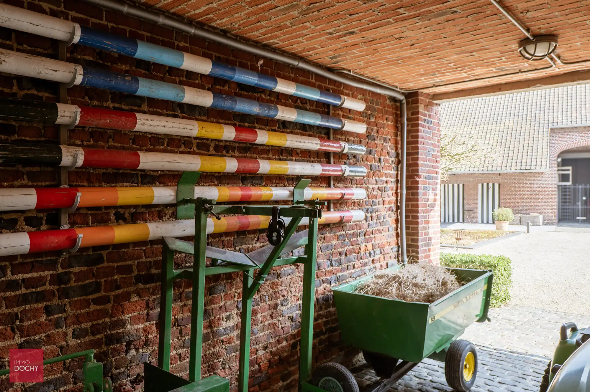 Zeer goed onderhouden gerestaureerde hoeve foto 18