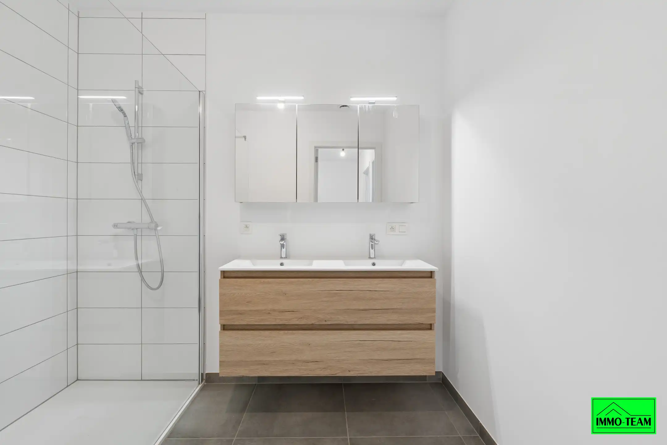 GLV APPARTEMENT MET TERRAS, TUIN EN ONDERGRONDSE STAANPLAATS foto 14