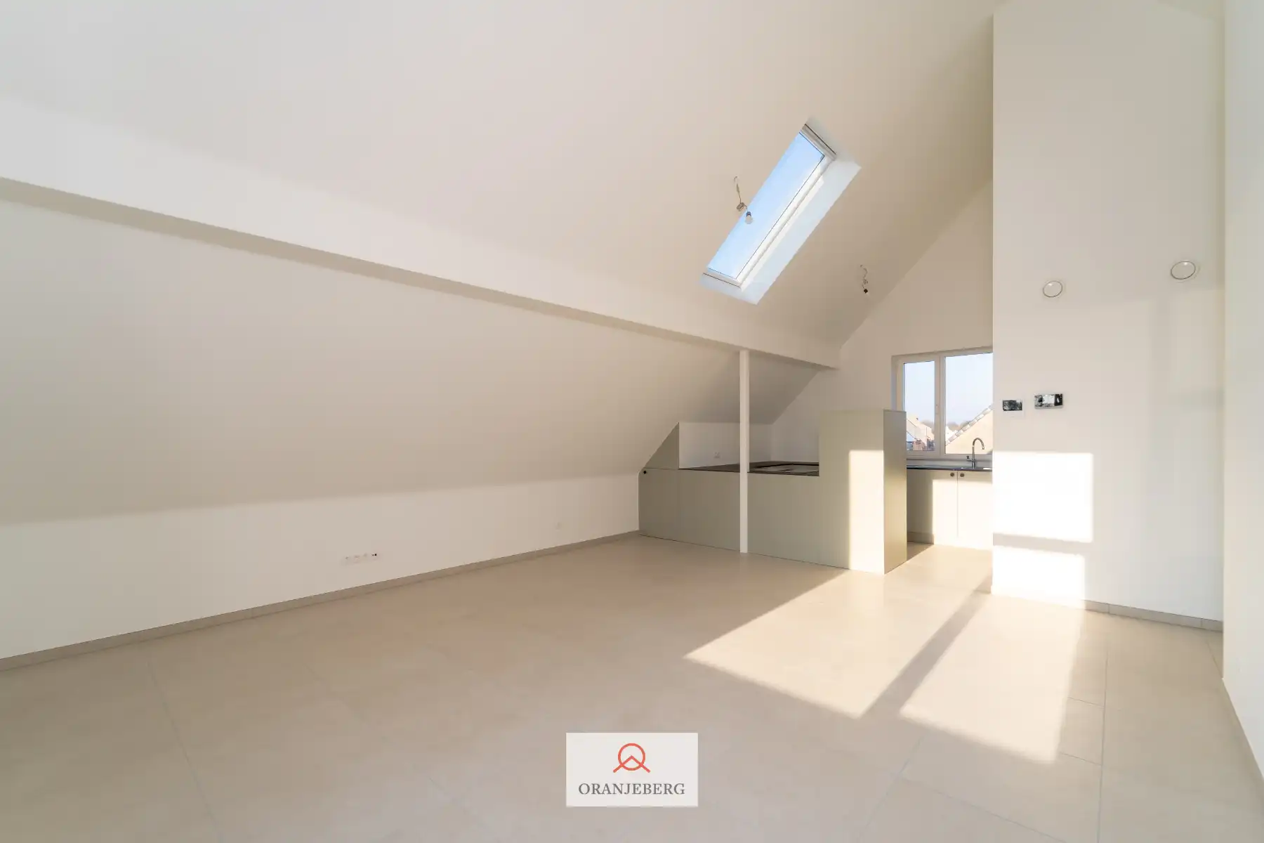 Nieuwbouw penthouse met terras foto 11