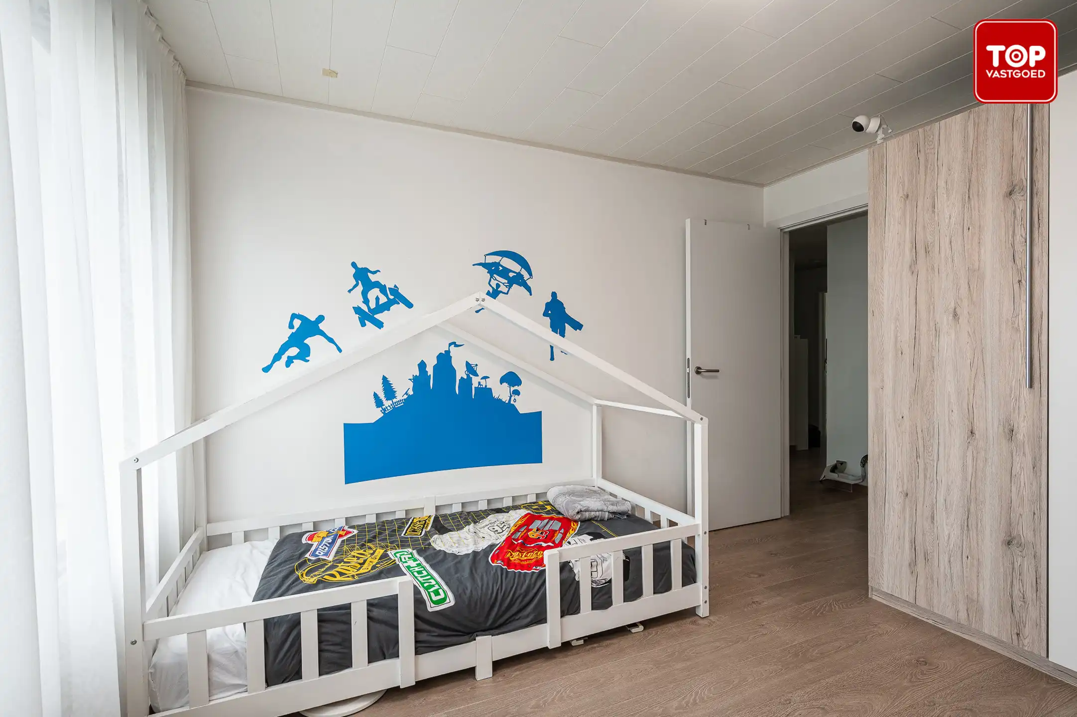 2-slaapkamer appartement met garage. foto 11