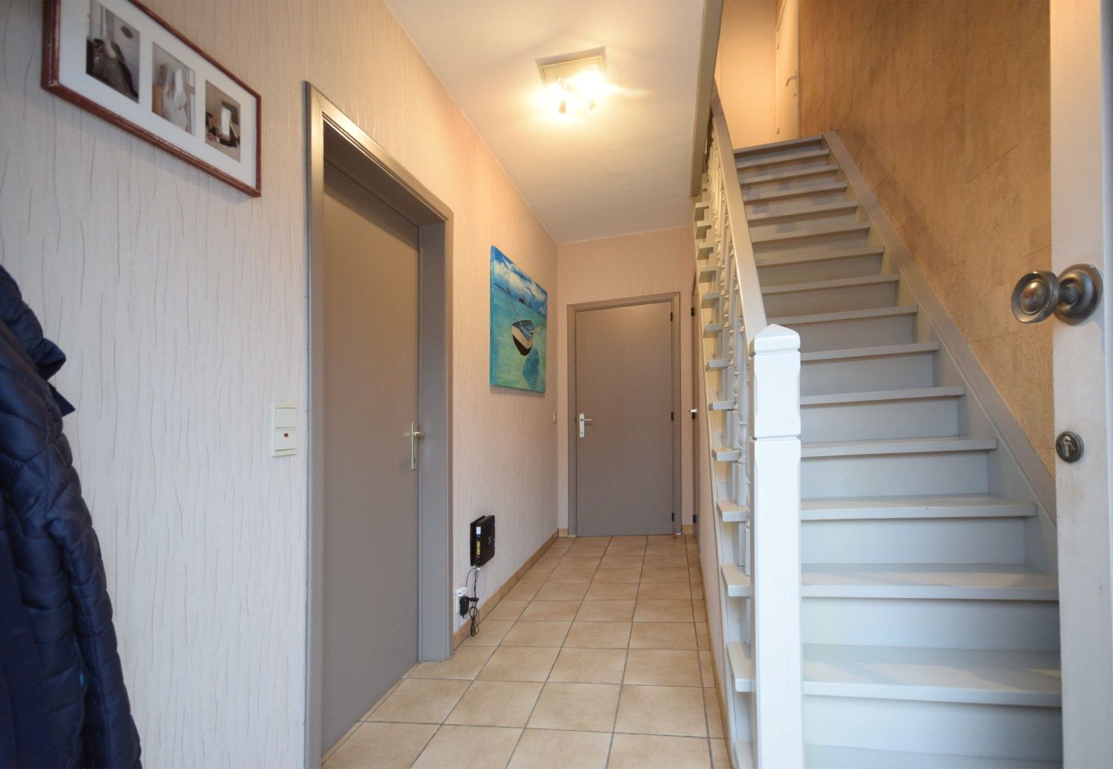 ZEER RUIME EN GOED ONDERHOUDEN HALF OPEN BEBOUWING foto 13