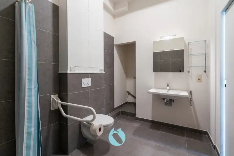 Gelijkvloerse serviceflat met privaat terras foto 7