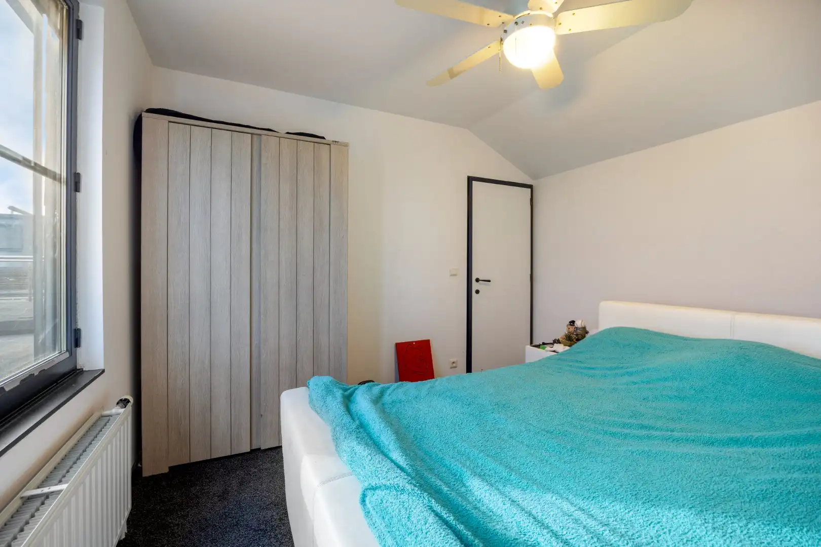 !! NIEUWE VOORWAARDEN !! Villa op een uiterst exclusieve locatie aan een prachtig privémeer foto 29