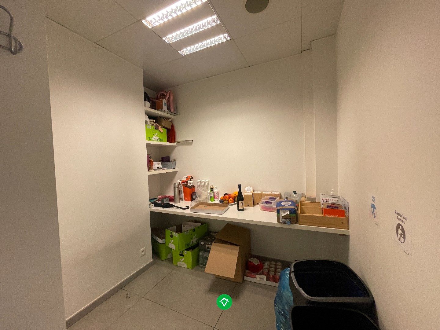 Ruim handelspand van 183m² op een centrale ligging te Roeselare foto 11