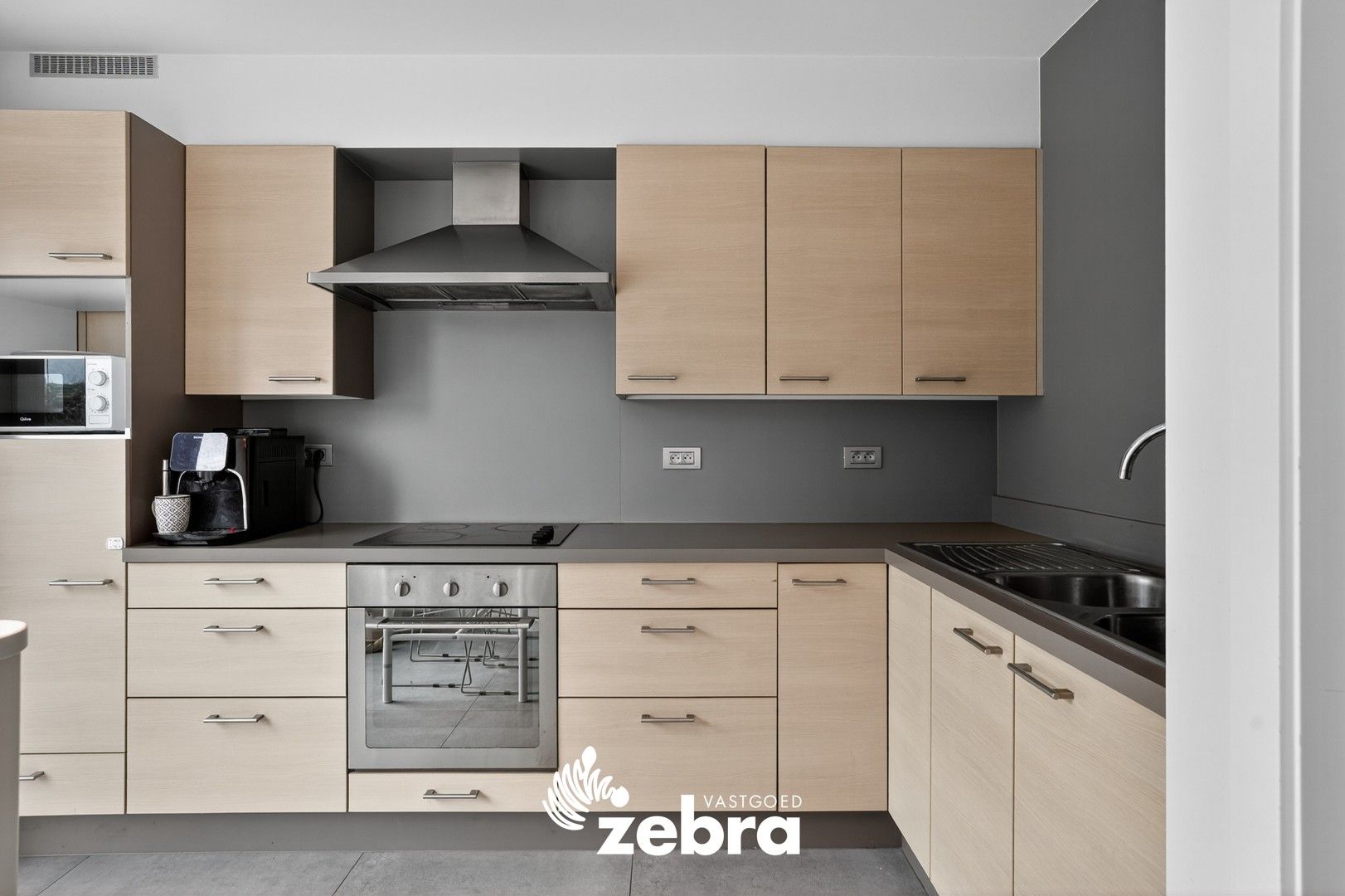 Recente HOB met 3 slaapkamers, garage & tuin vlakbij centrum Tielt! foto 6