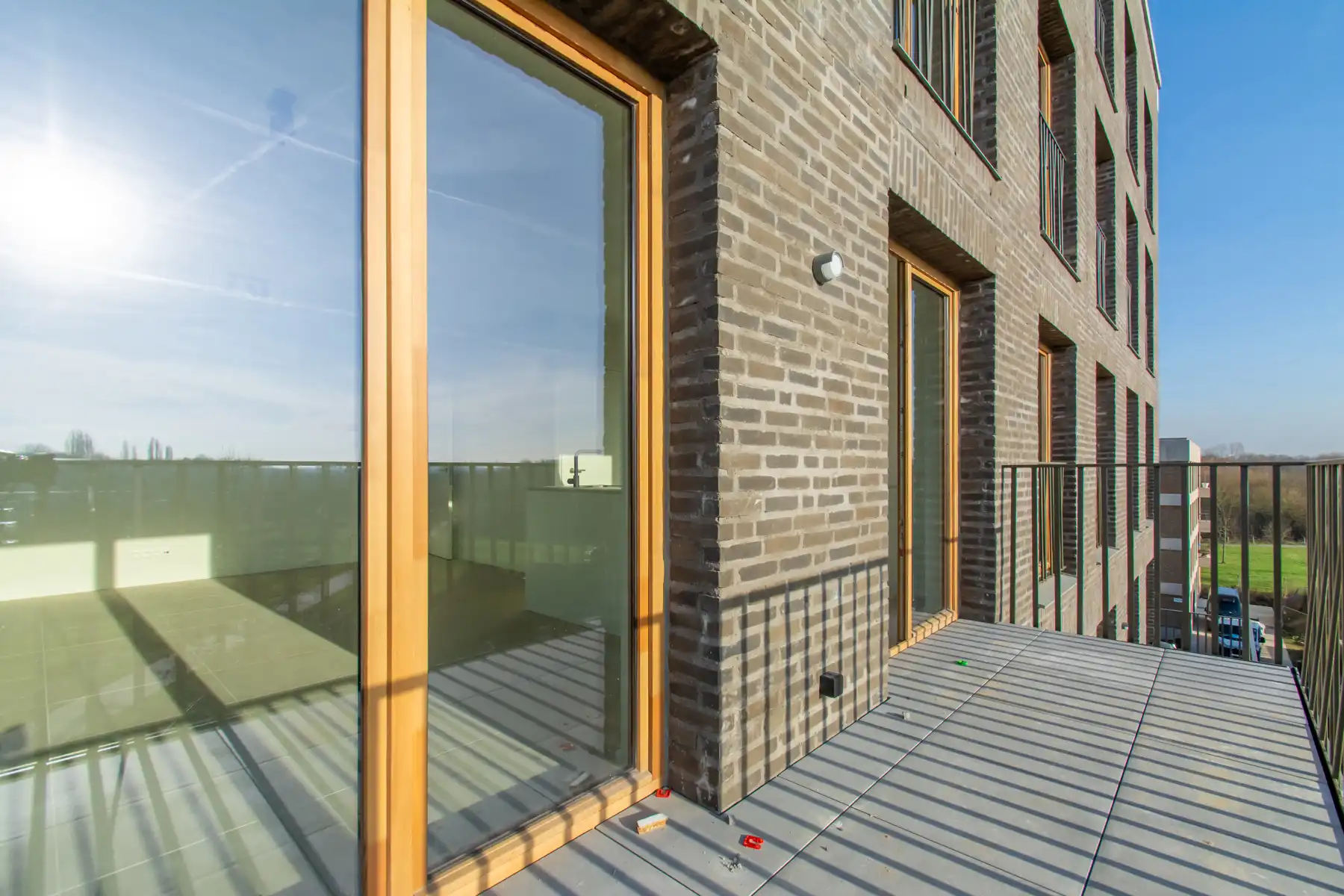 Rustig en comfortabel 1slpk appt. met mooi terras  foto 3