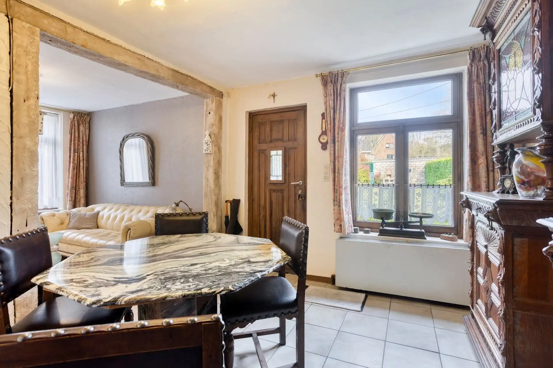 Charmante 3-gevelwoning (1 slpk) met tuin & garage foto 4