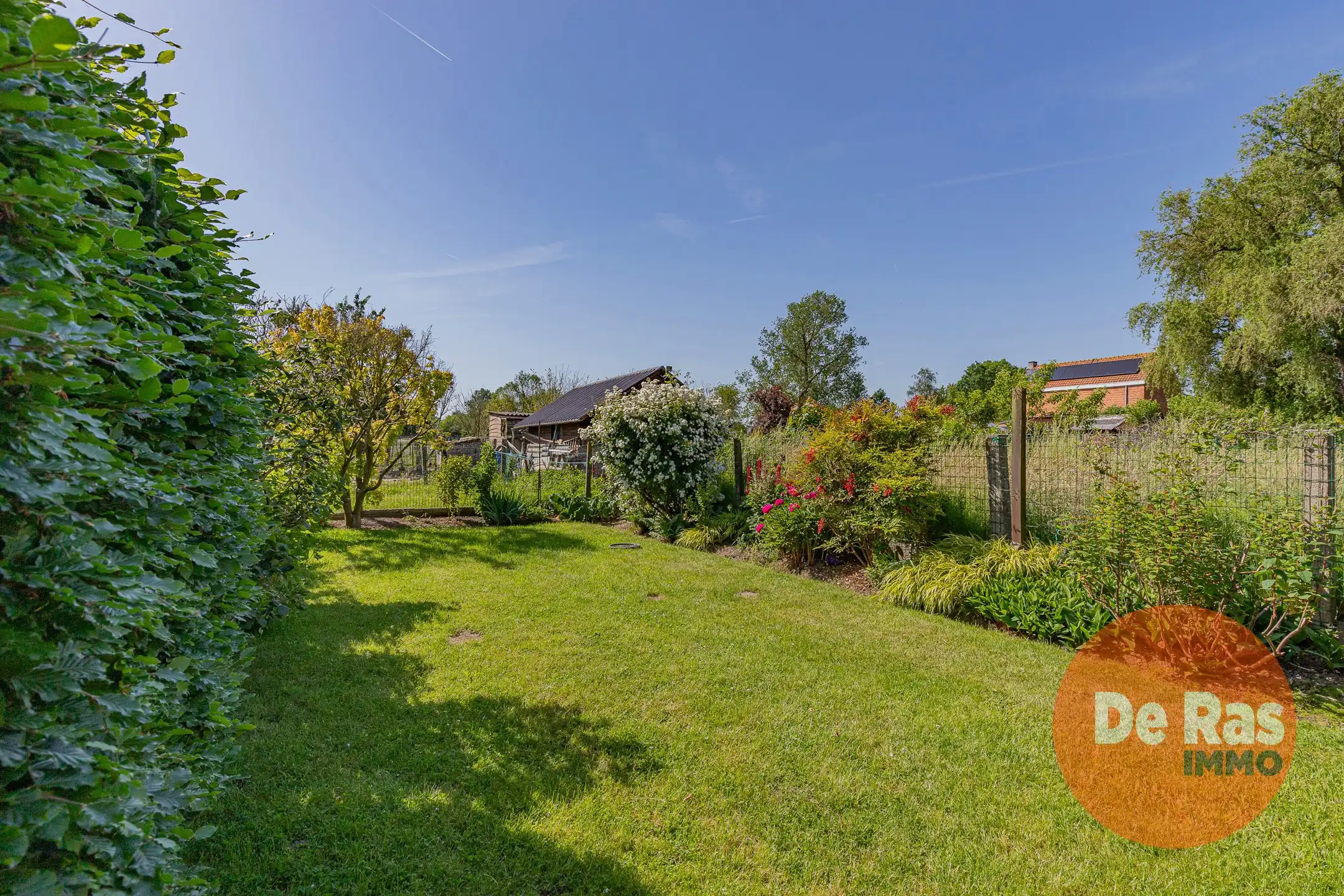 NIEUWERKERKEN - Goed onderhouden woning met tuin foto 19