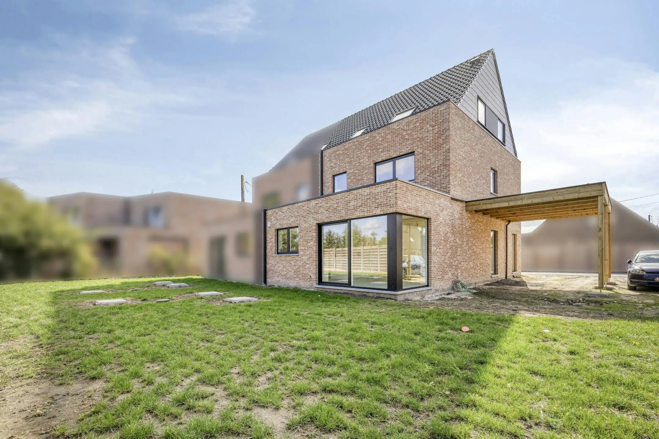 Afgewerkte nieuwbouwwoning te koop in Desselgem foto {{pictureIndex}}