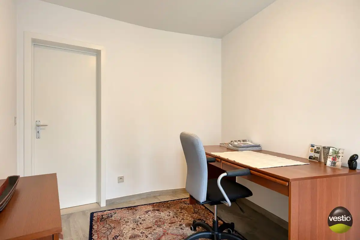 APP OP GL MET 3 SLK IN BILZEN CENTRUM foto 16