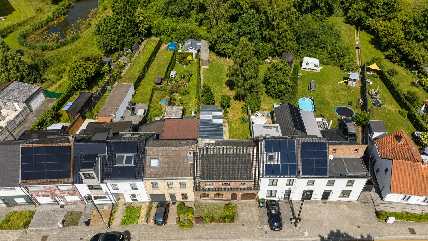 Te renoveren woning met 3 slaapkamers, garage en diepe tuin foto 14