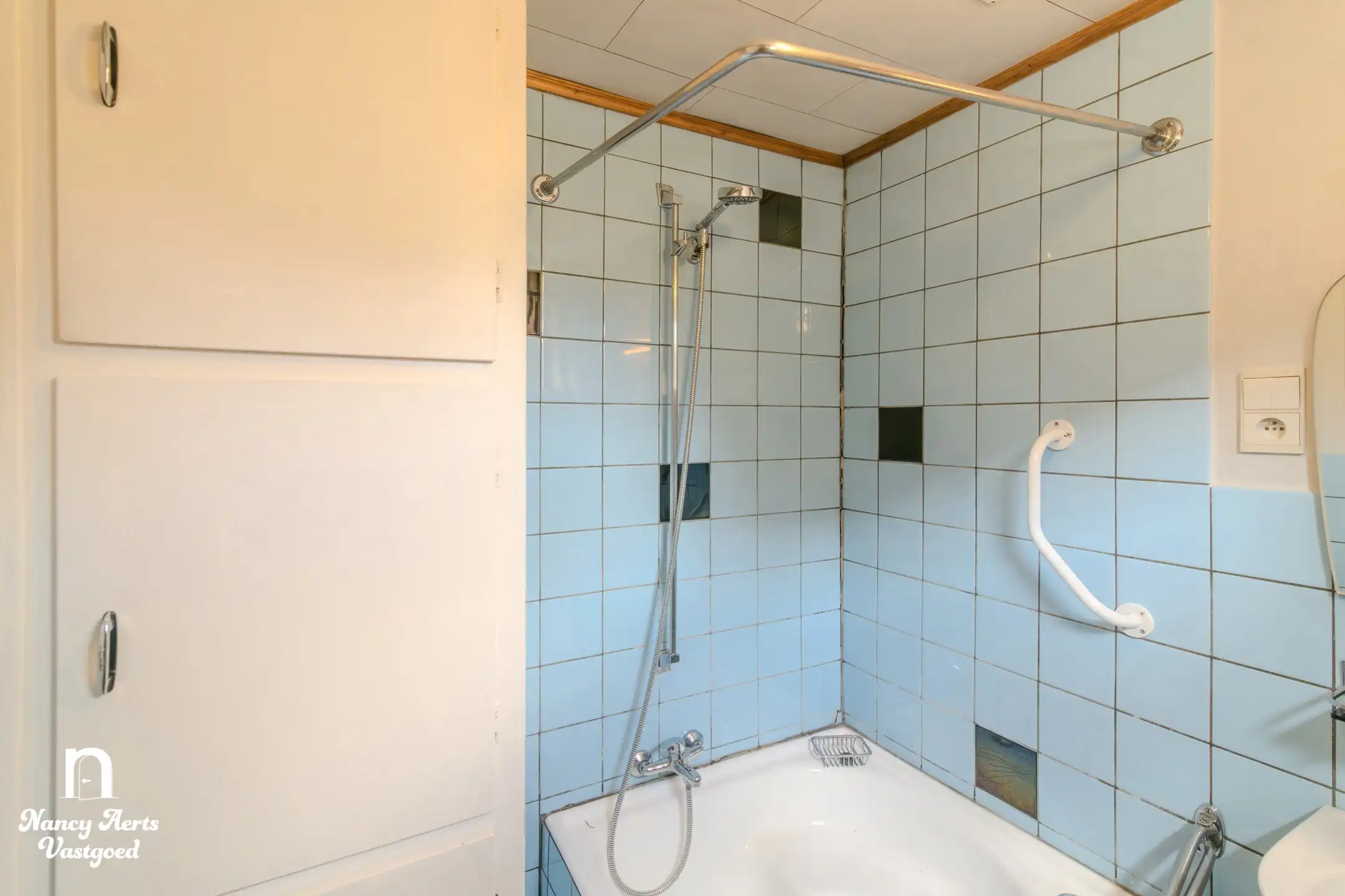 Charmante gezinswoning met mogelijkheden op royaal perceel foto 41