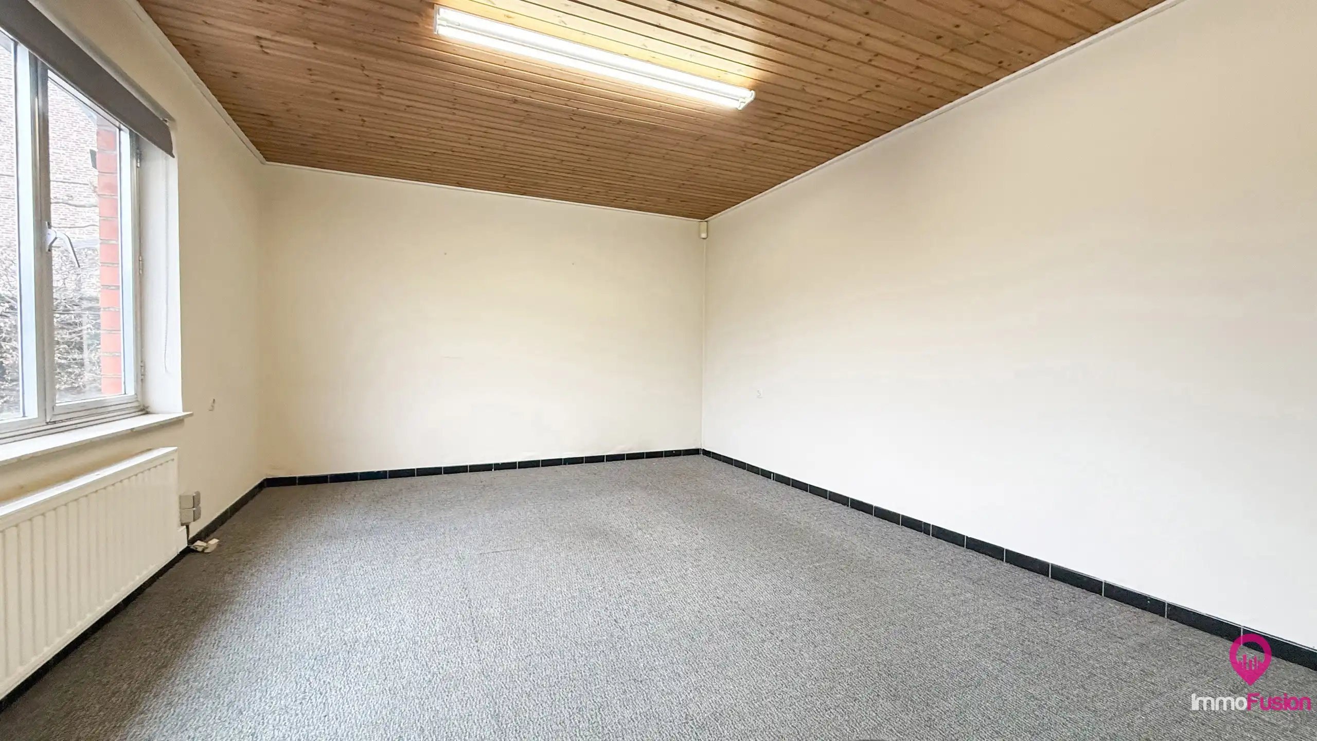 Magazijn met 4 aparte ruimtes en uitstekende bereikbaarheid! foto 26