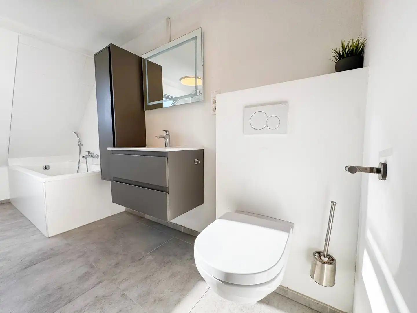 Instapklare stadswoning met 3 slaapkamers en stadskoer in Gent foto 11