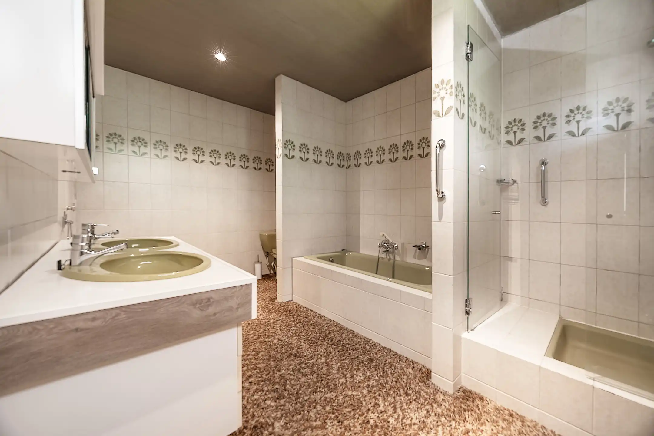 Karaktervolle villa met mooie tuin op toplocatie in Kapellen foto 21