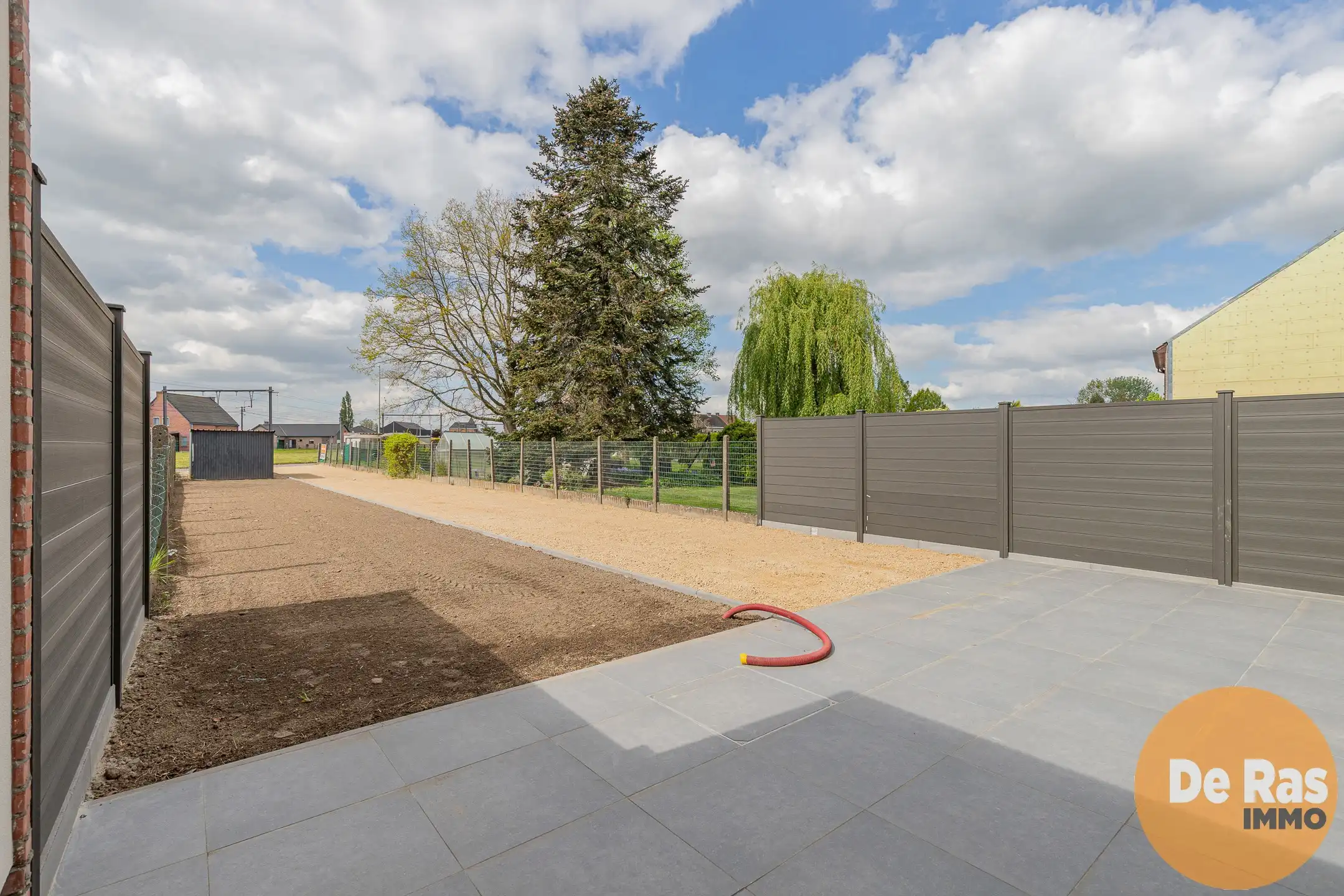 WICHELEN - Exclusief gerenoveerde woning met charme foto 25