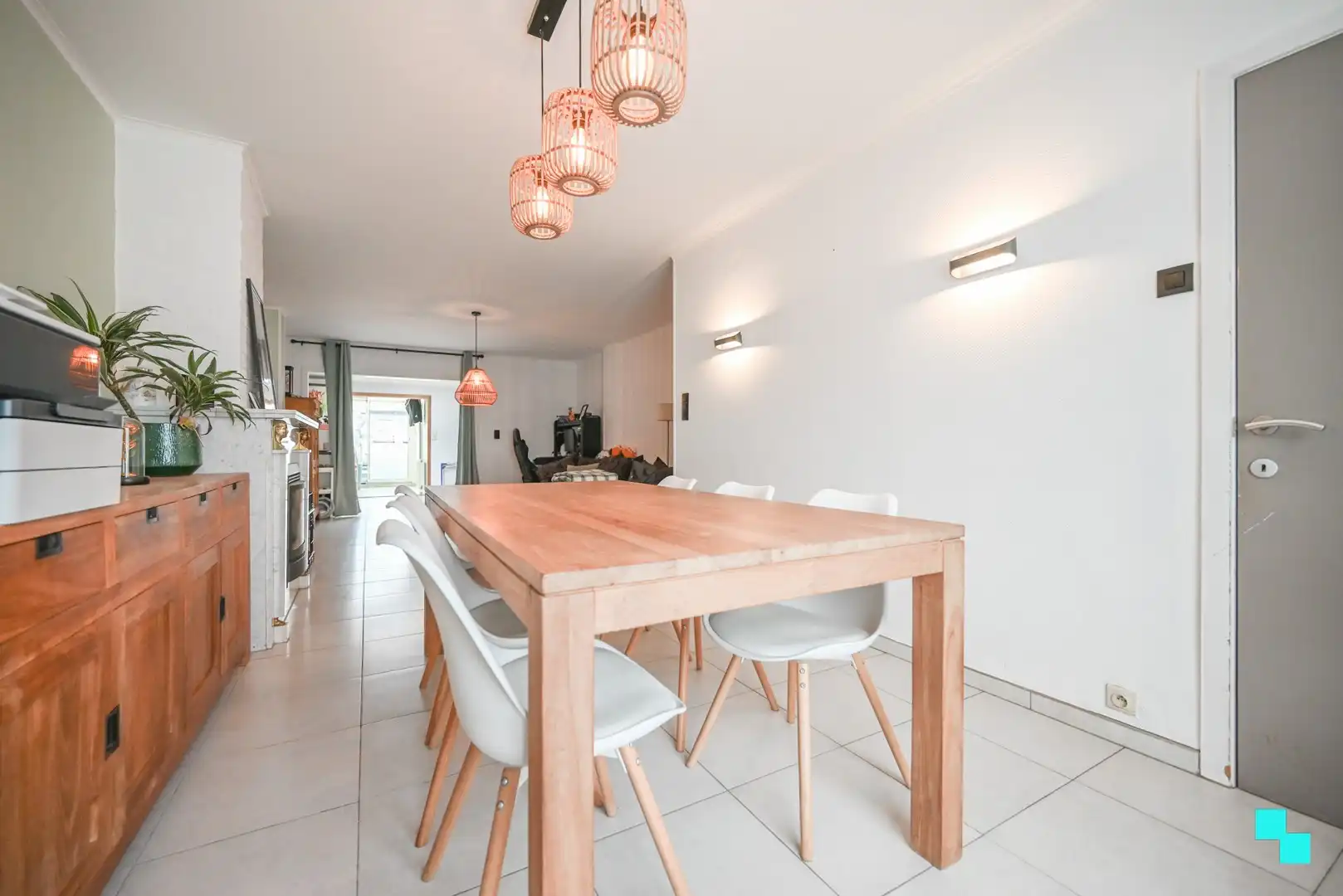 Charmante ééngezinswoning met 2 slaapkamers, ingerichte zolder en gezellig west terras foto 4