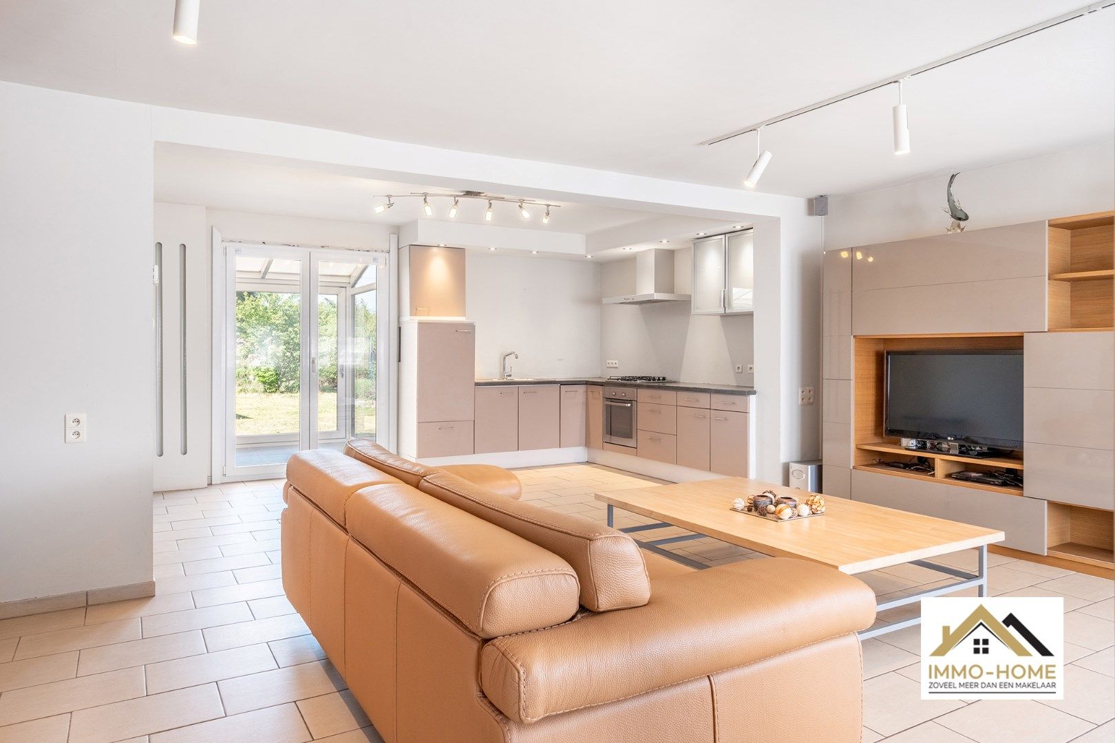 Ruime woning met bijgebouw als atelier!  foto 7