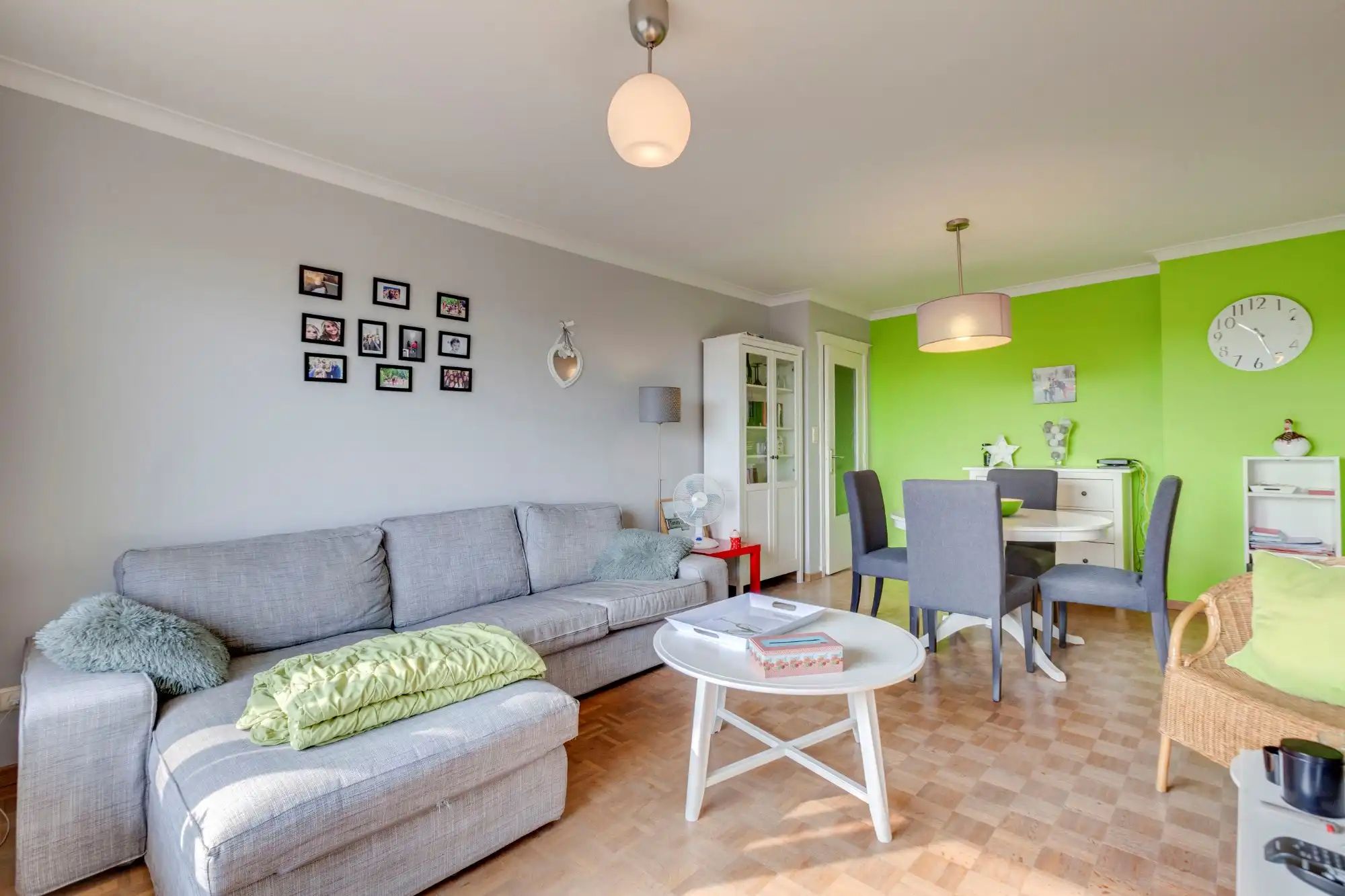 Tof en lichtrijk één slaapkamer appartement met ruim terras foto 4
