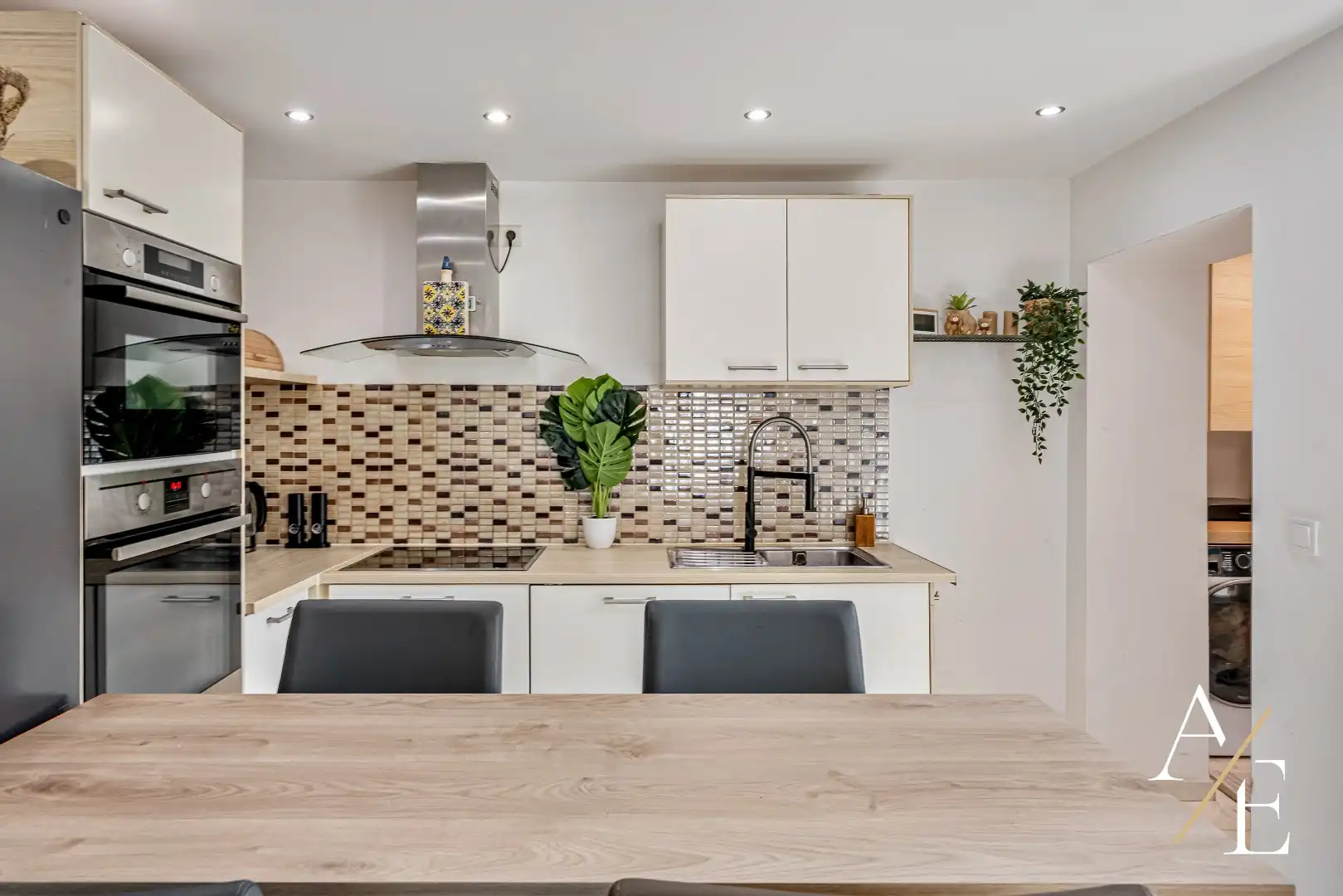 WETTEREN-Instapklare woning met 3 of 5 slpks, én garage! foto 6