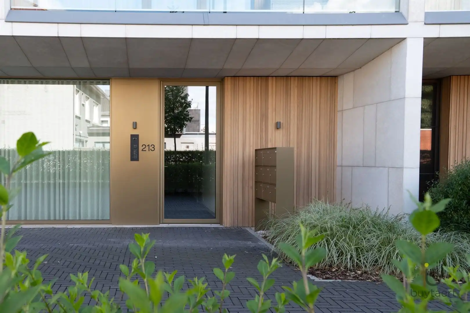 Luxueus nieuwbouwappartement met 2 slaapkamers en ruim terras in hartje Schilde  foto 3
