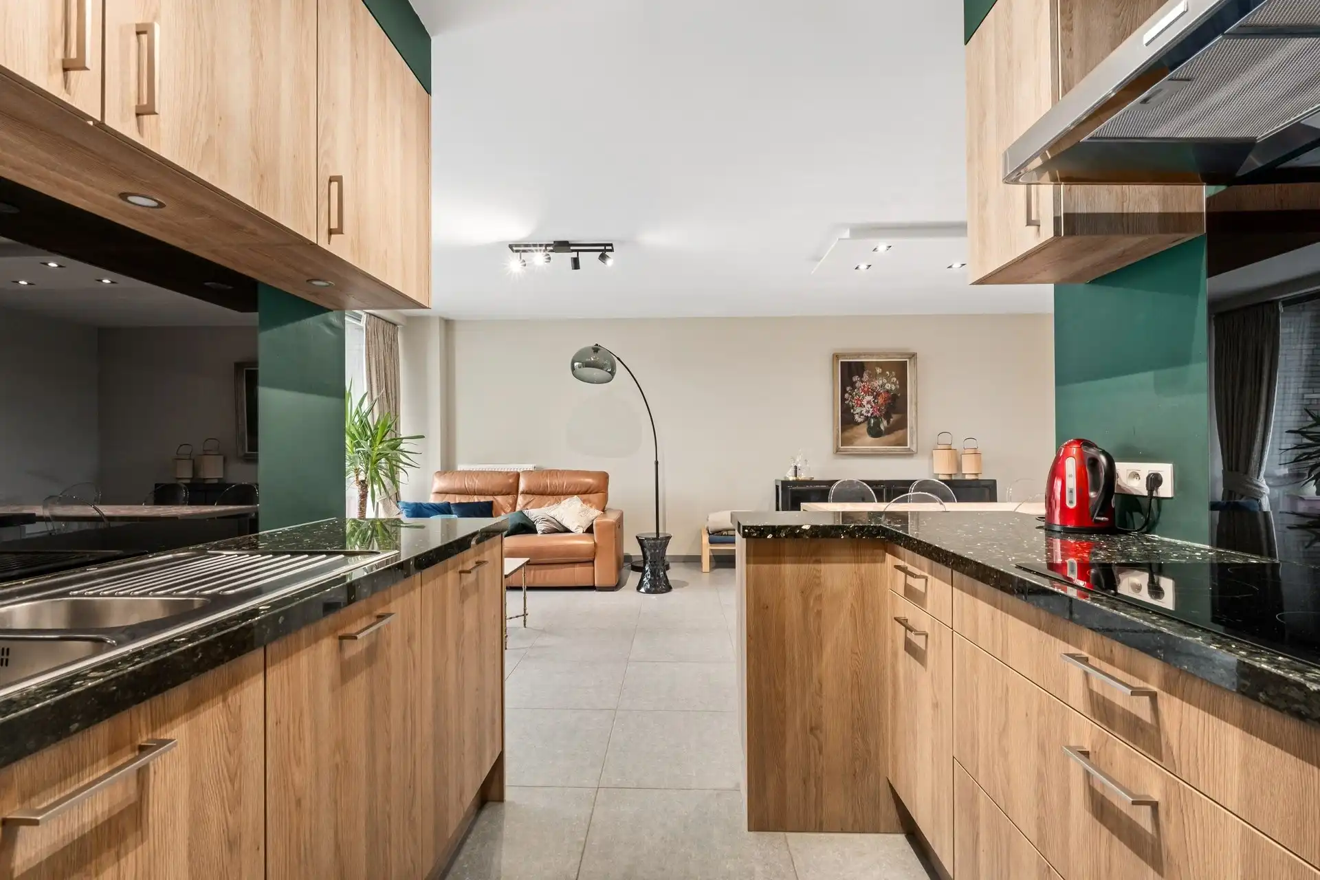 Stijlvol 2-slaapkamerappartement van 86 m² met hoogwaardige afwerking op toplocatie in Mortsel foto 2