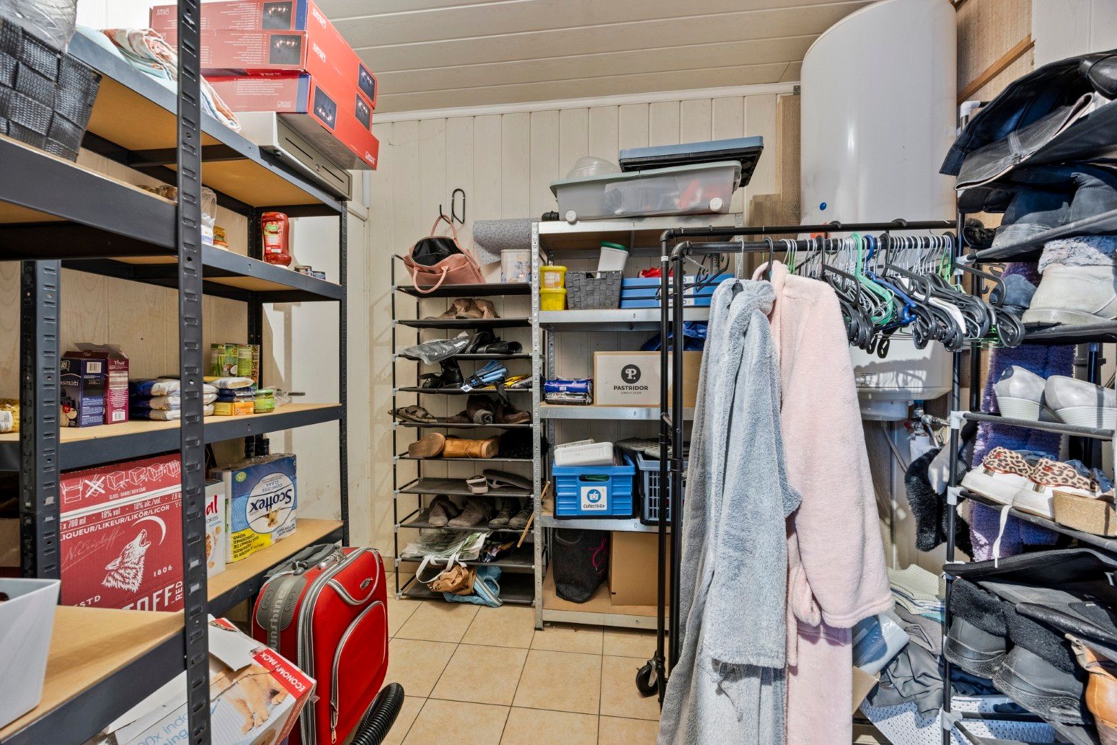 Verrassend ruime instapklare woning met 6 slaapkamers en zonnige tuin – hartje Meerbeke foto 23