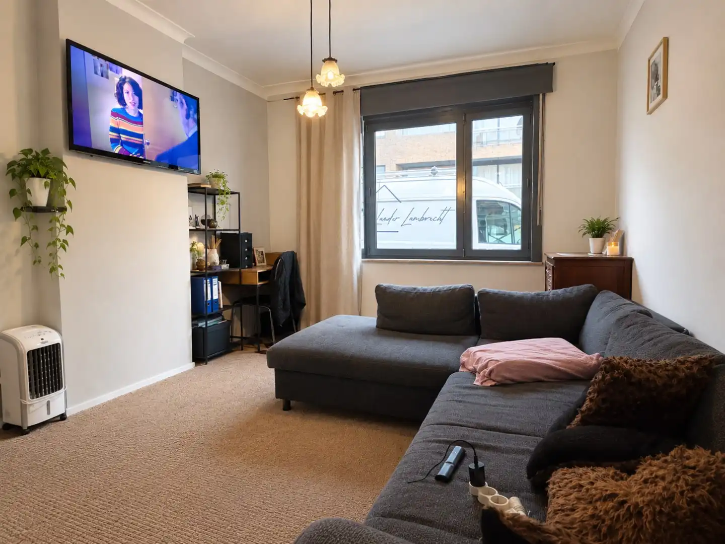 Hoofdfoto van de publicatie: Te renoveren woning te koop in Oostrozebeke met 3 slaapkamers! 