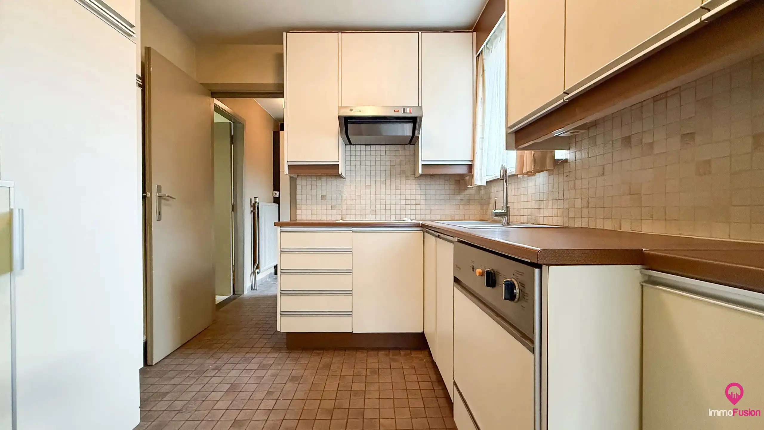 Woon- en handelswoning met 5 slaapkamers in Heusden-Zolder foto 7