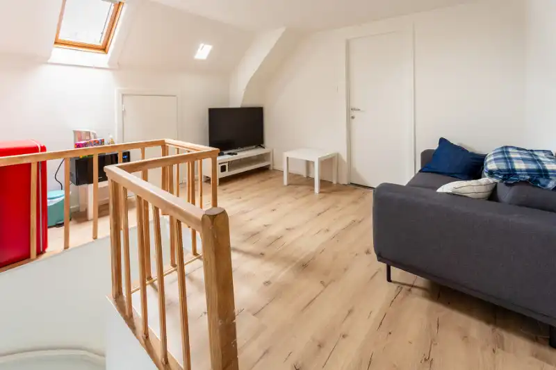 Ruime gerenoveerde woning in hartje Essen foto 25