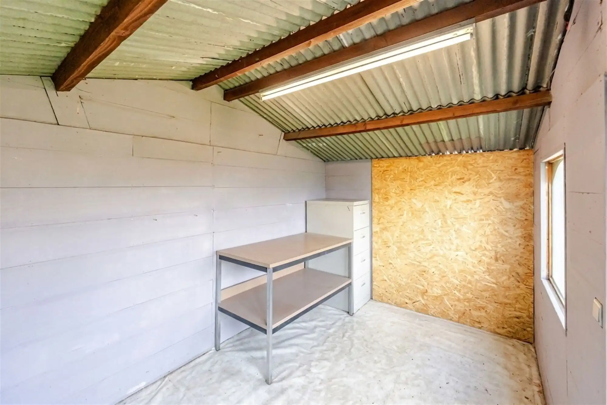 Bungalow met 3 slaapkamers, inpandige garage en dubbele oprit foto 15