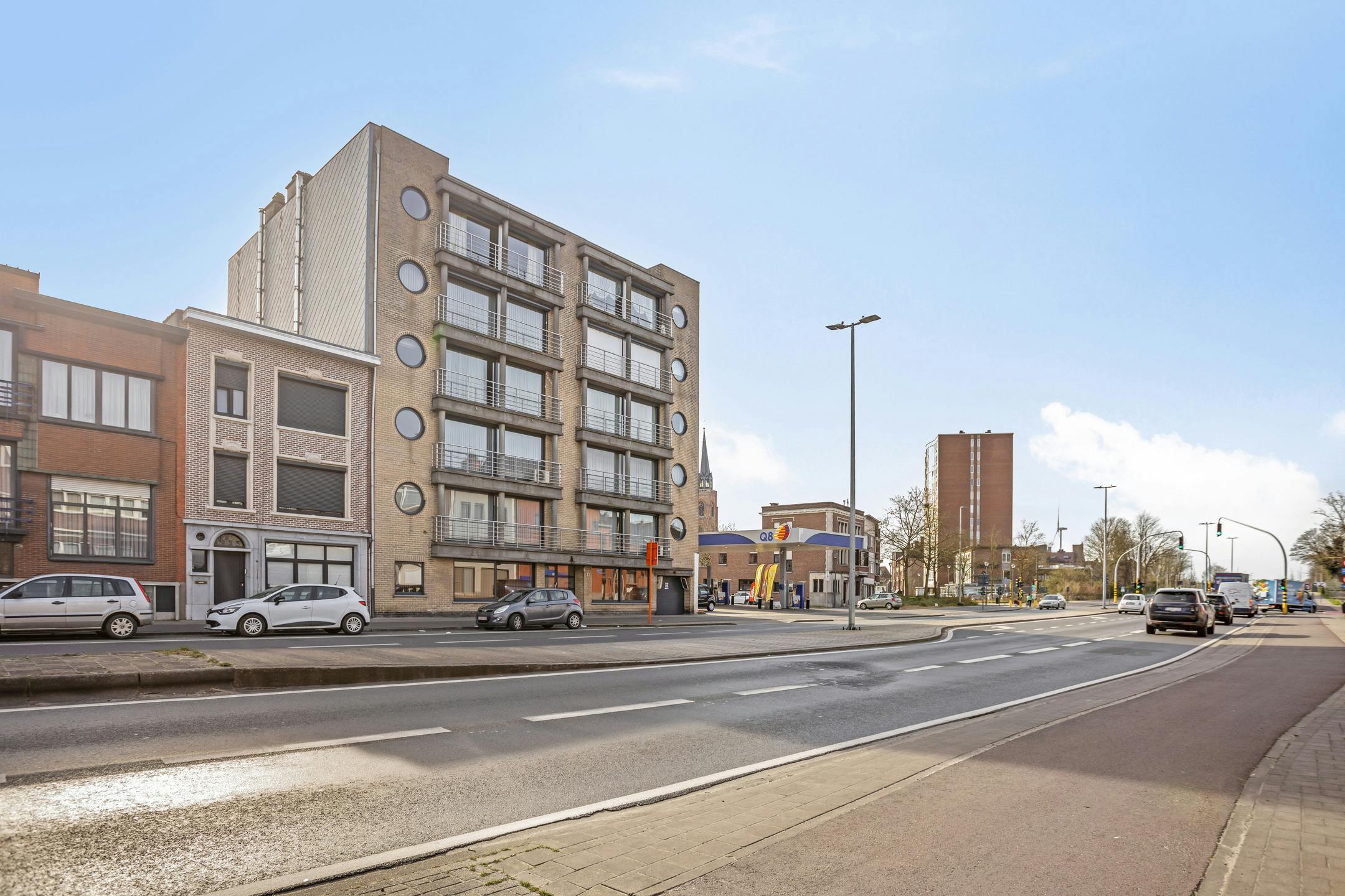 Gerenoveerd appartement met 3 slaapkamers in Boom foto 12