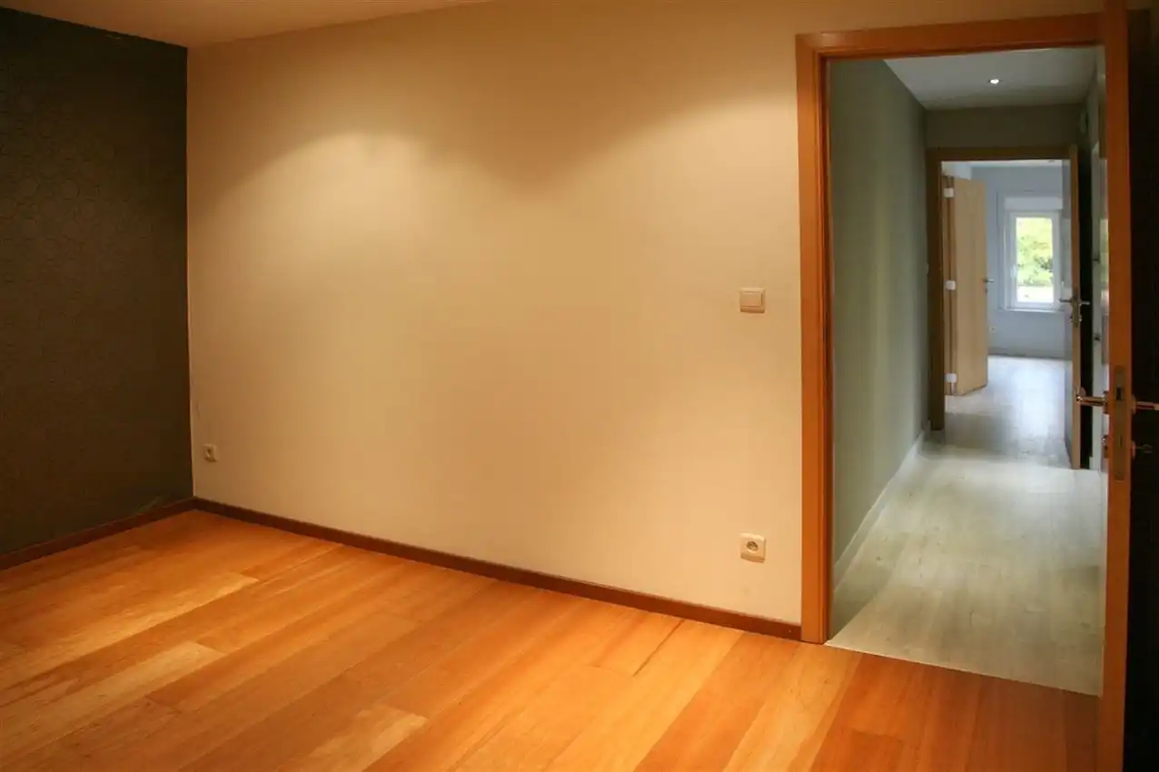 Zeer rustig gelegen gelijkvloerse woning met 3 slpk. foto 21