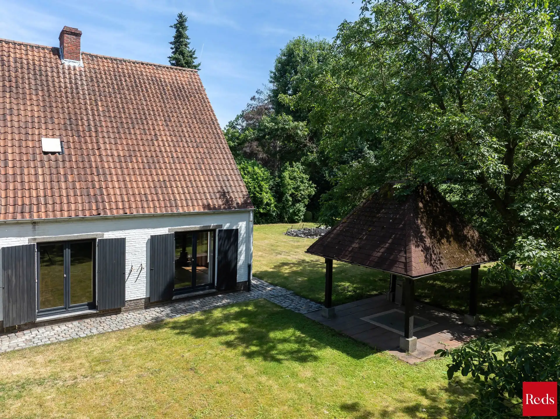 Te renoveren villa op toplocatie foto 14