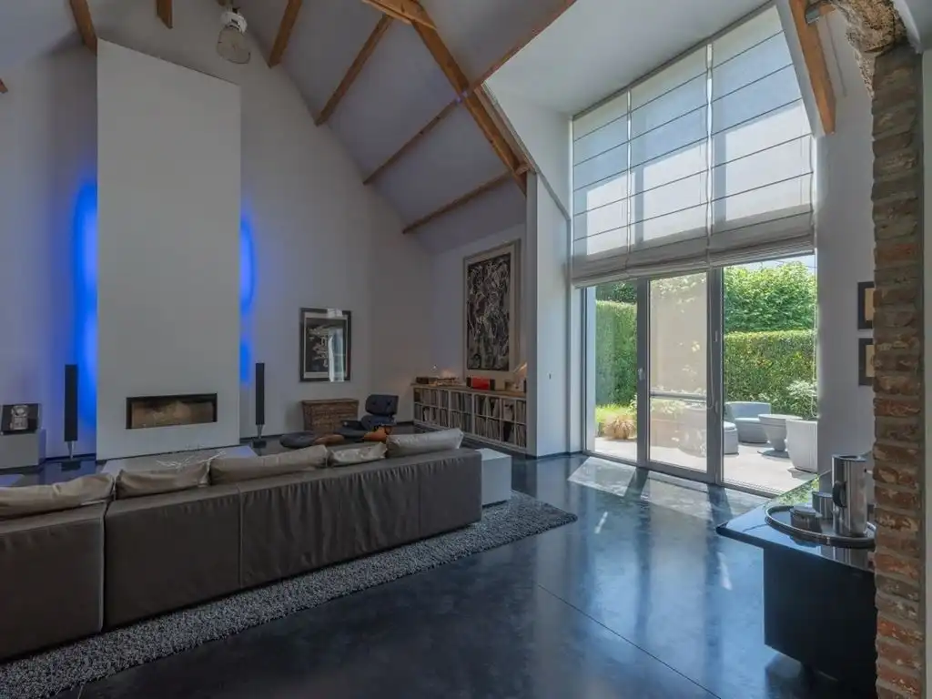 Unieke karakterhoeve met loftsfeer, design, verwarmd zwembad & poolhouse foto 4
