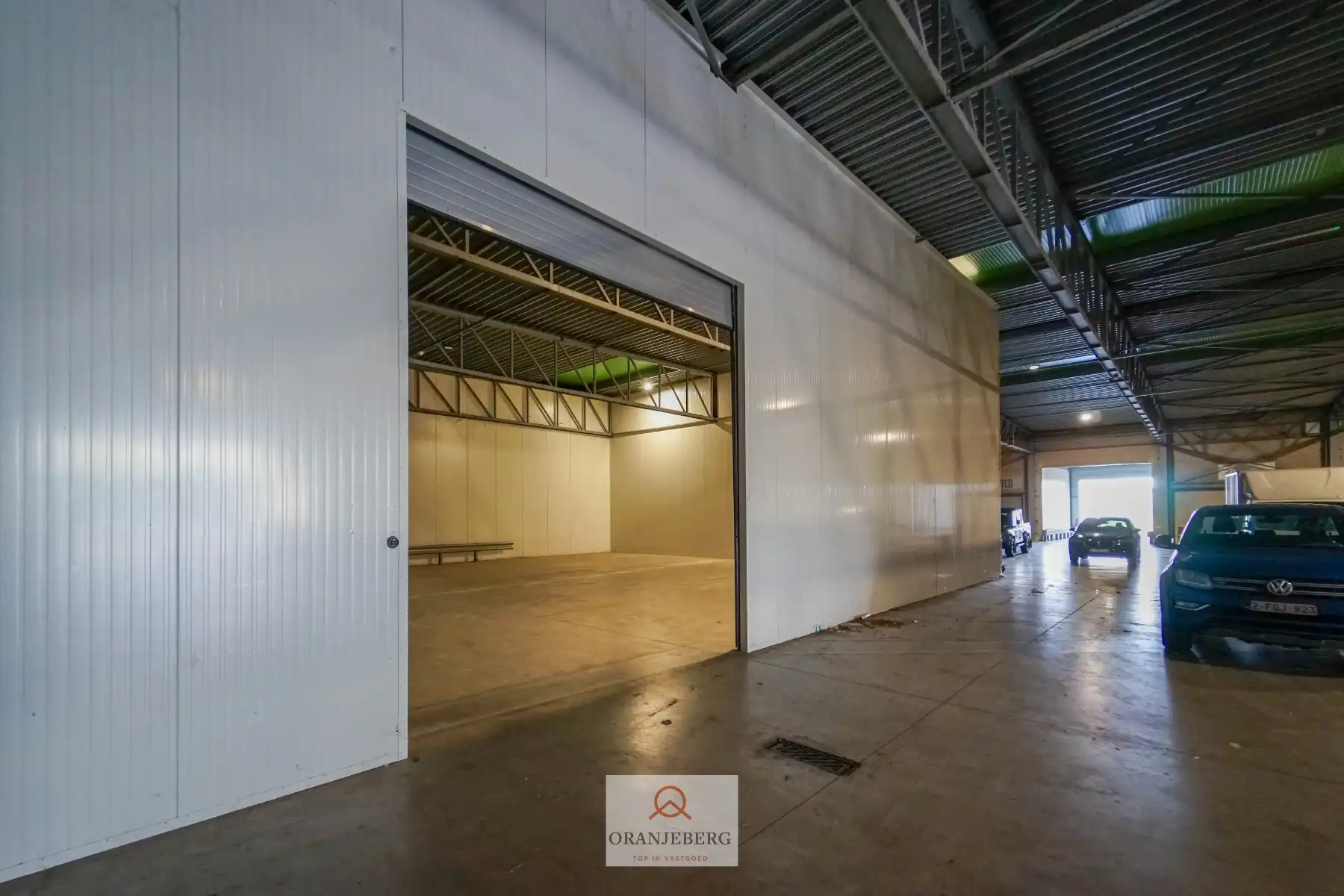 Groot magazijn (853m²) Te Huur met hoge bereikbaarheid vlakbij R4 foto 11
