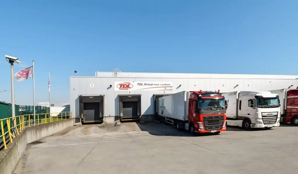 Industrieel terrein te huur Victor Dumonlaan 4 -/U2 - 2830 Willebroek