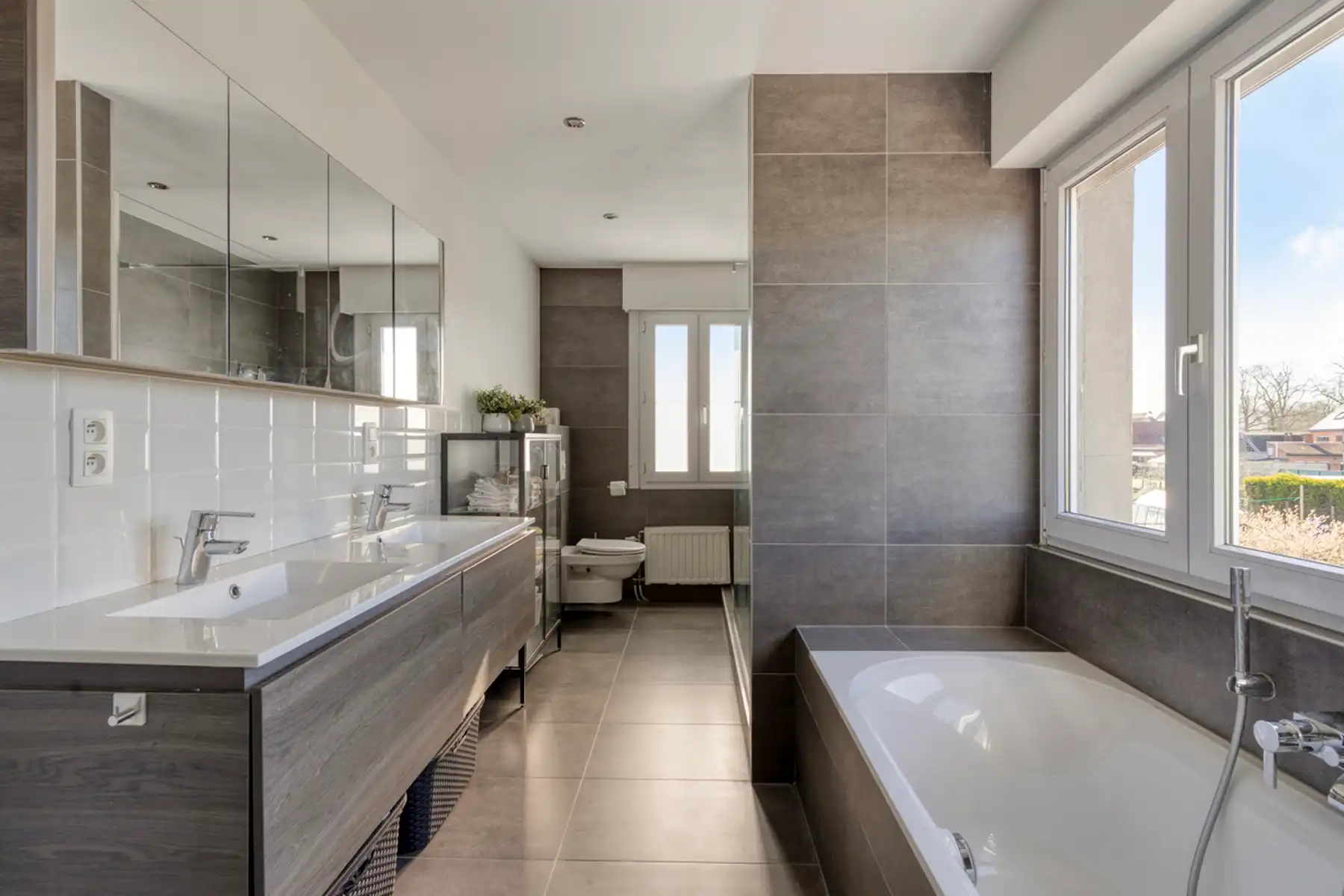 IN OPTIE - Elegante gezinswoning mét 4 slaapkamers in Lippelo. foto 28