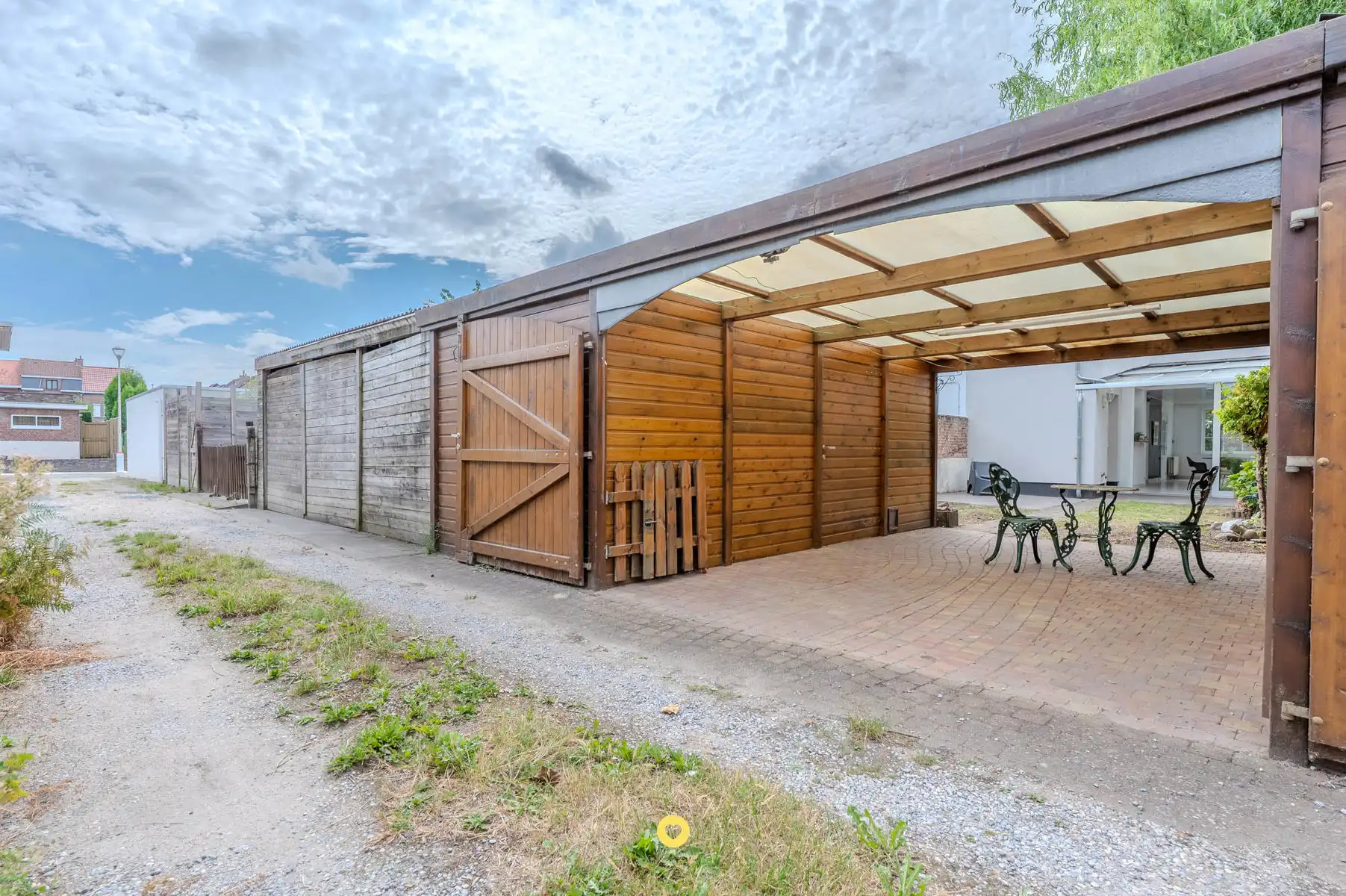 Gezinswoning met 3 SLK, tuin en carport vlakbij Boom Park foto 8