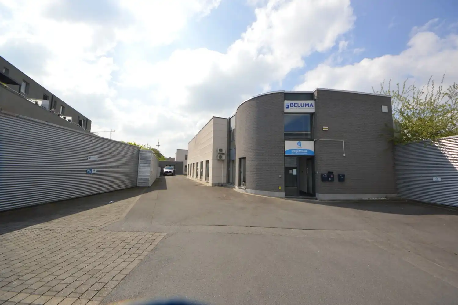 Instapklare burelen te huur in Aalst – op wandelafstand van het station MET OPTIONEEL MAGAZIJN foto 31